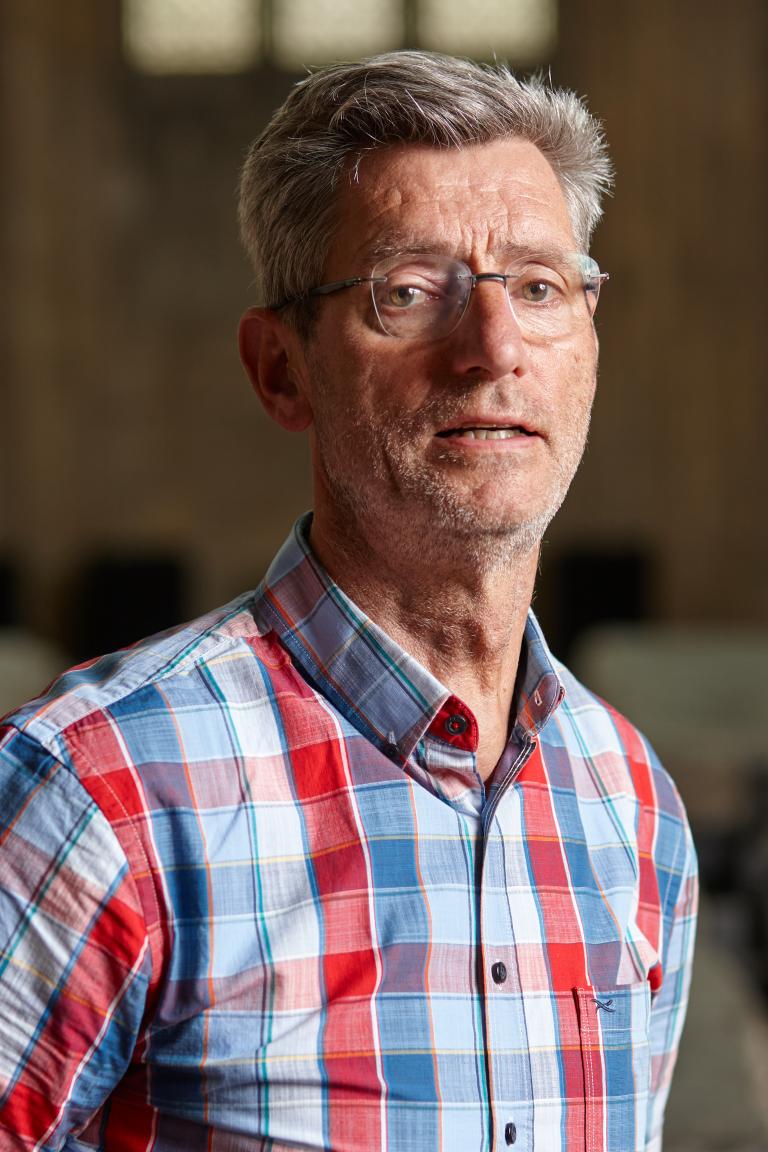 dr. Eduard Dormans